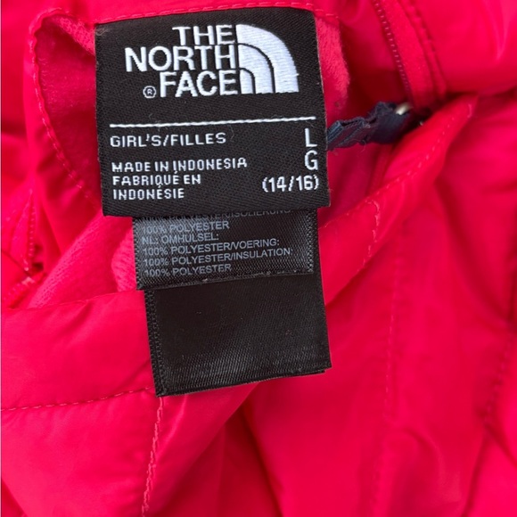 North Face Hot Pink Reverseable Kids Jacket - Picture 7 of 7